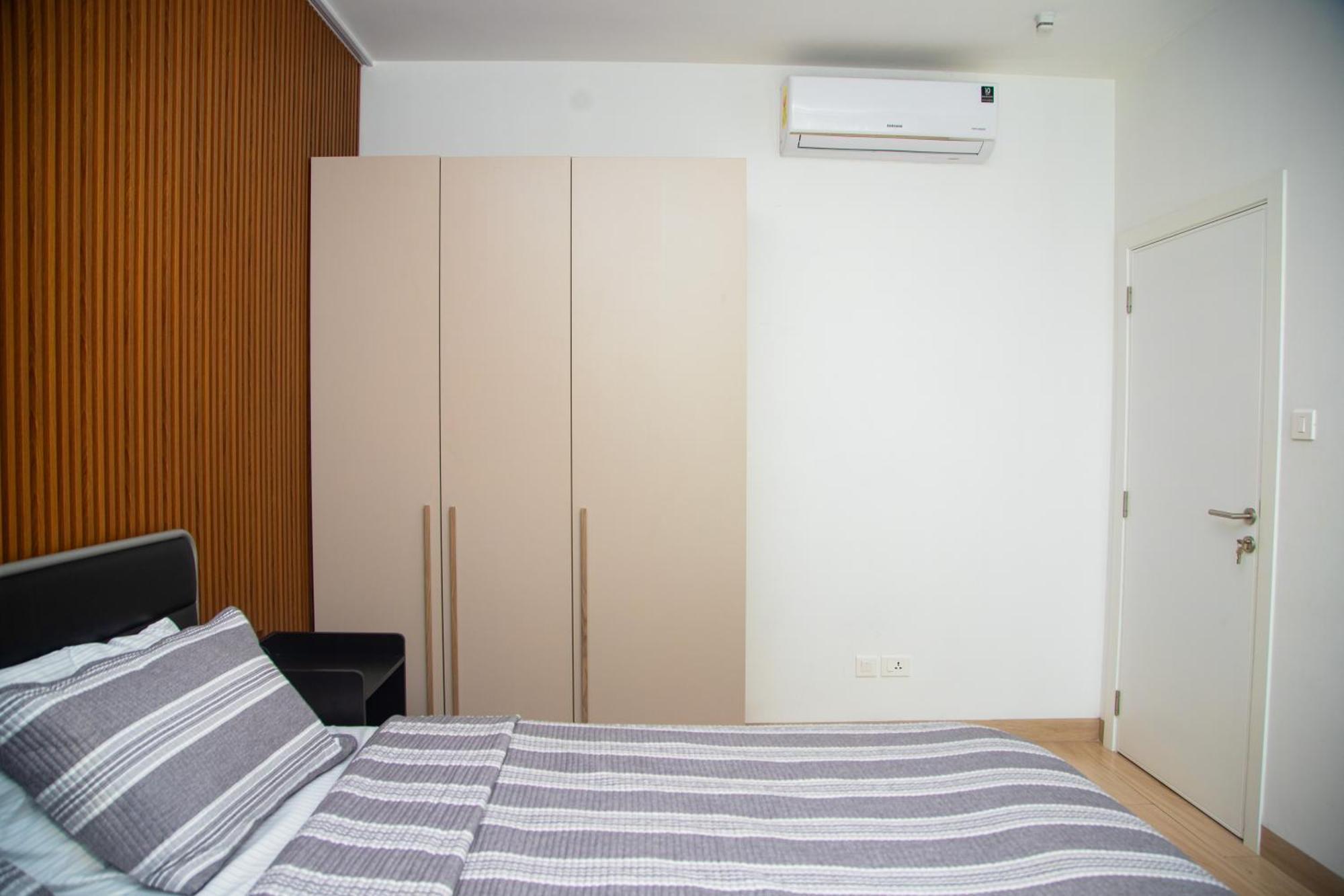 The Pavilion 1Bdr Luxury Apt Акра Екстериор снимка